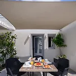 Strogili Apart-hotel Oia