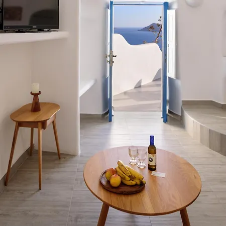 Strogili Oia (Santorini)