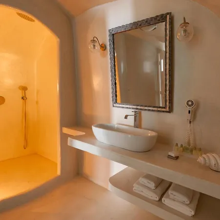 Aparthotel Strogili Oia (Santorini)