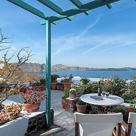 Aparthotel Strogili 4*