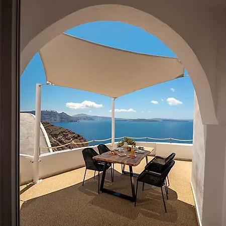 Strogili Aparthotel
