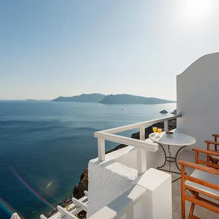 Strogili Aparthotel 2*