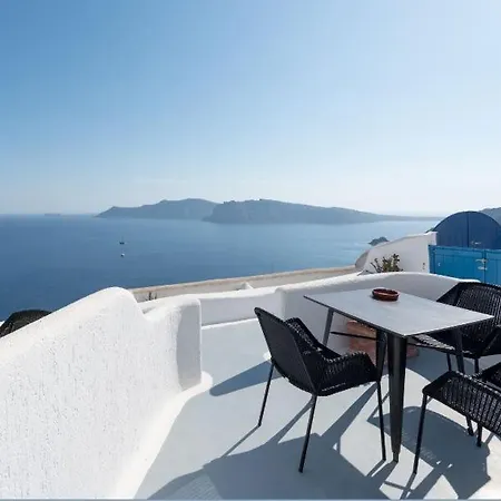 Strogili Aparthotel 4*
