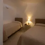 Strogili 4*