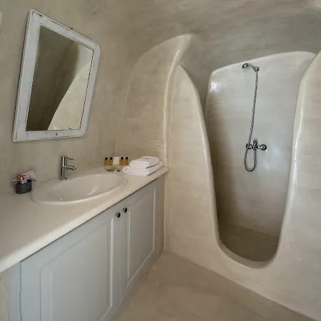 ストロギリ イア